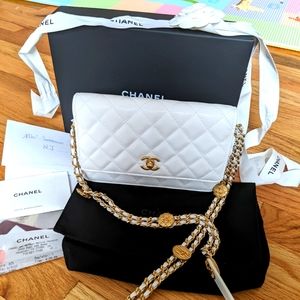 Sold. 22A Twist Your Buttons WOC.